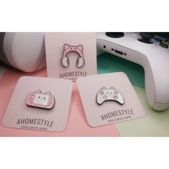Kawaii Style Cat Gaming Pins - Picture 6 of 7
